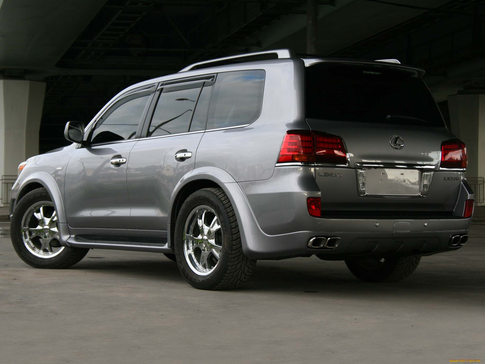 strut, lexus, lx570, 